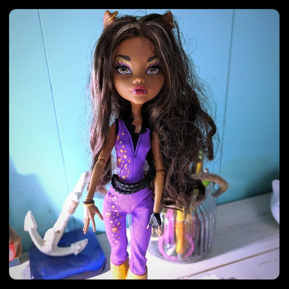 Monster high Clawdeen wolf